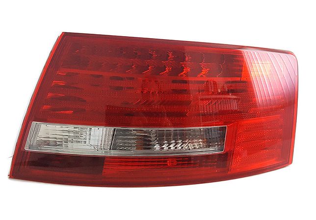 Фонарь правый АУДИ А6 С6 с 2004г - 2011г * 446-1903R-LD-UE